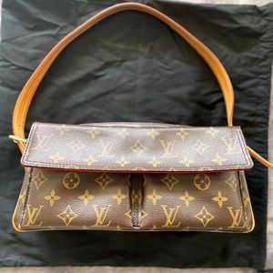 Louis Vuitton purse